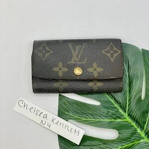 Louis Vuitton 6 Key Chain Holder SLG LV Monogram Print Wallet Keychain Canvas